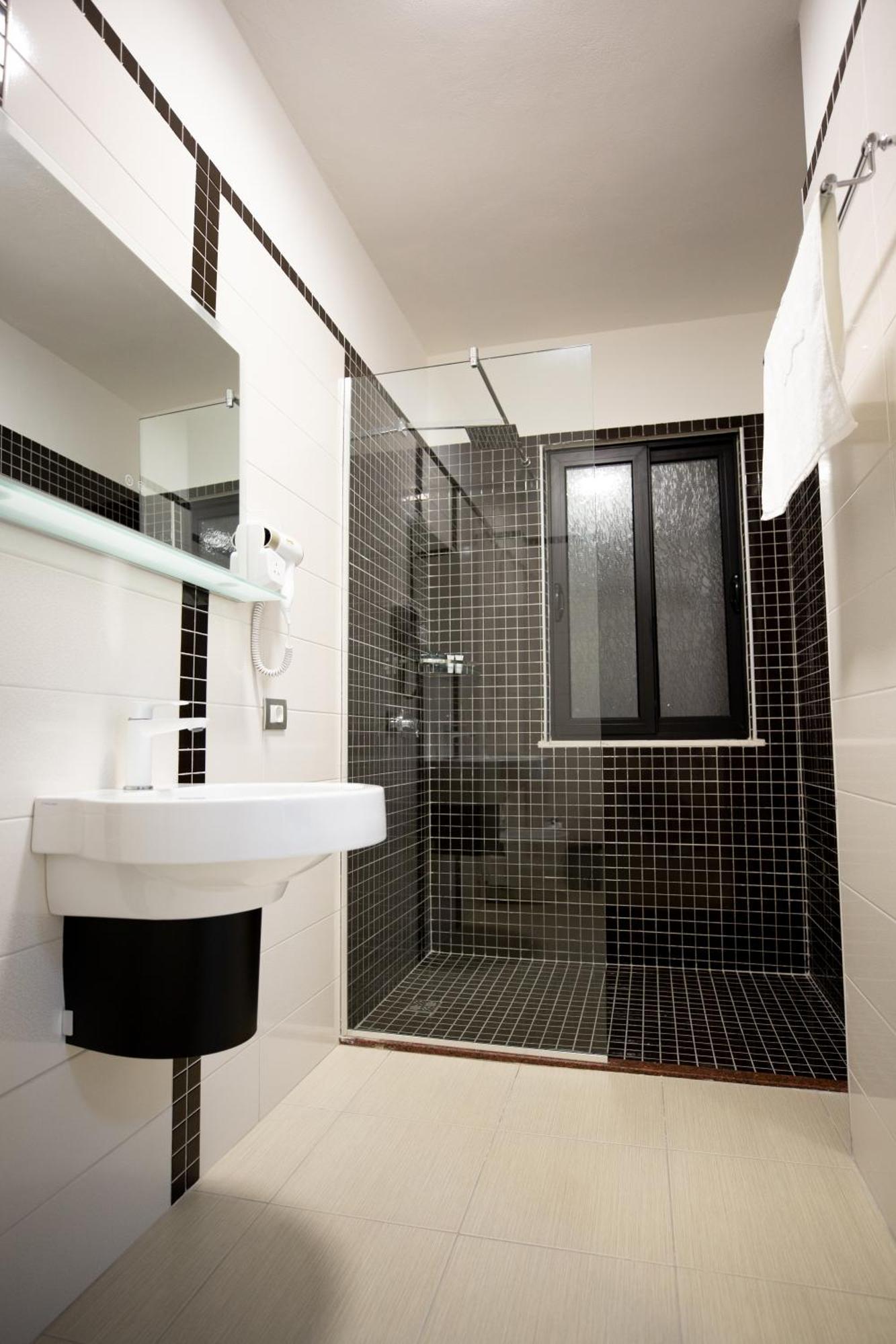 Hotel Frekel Tirana